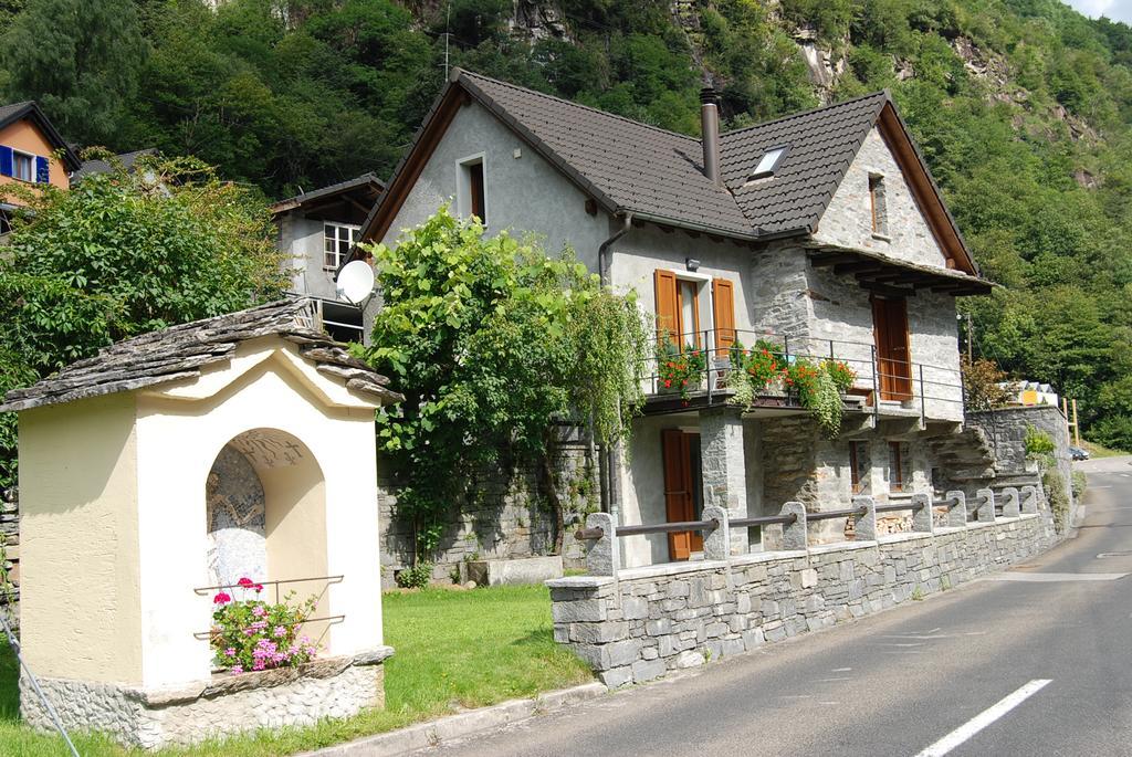 Casa Fontanella Villa Brione  Eksteriør bilde